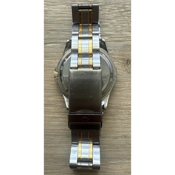 Wenger Gold Silver Tone Swiss Design Men's Watch 095 0695 Mineral Crystal WR100M - Picture 2 of 6